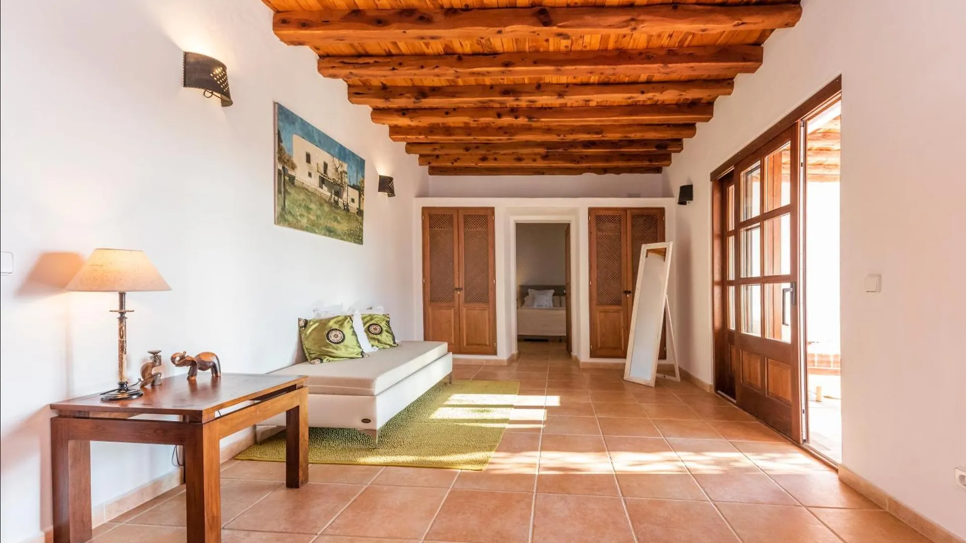 Villa Con Piscina-Zona Muy Tranquila - Privacidad - Sin Turismo Masivo Sant Carles de Peralta