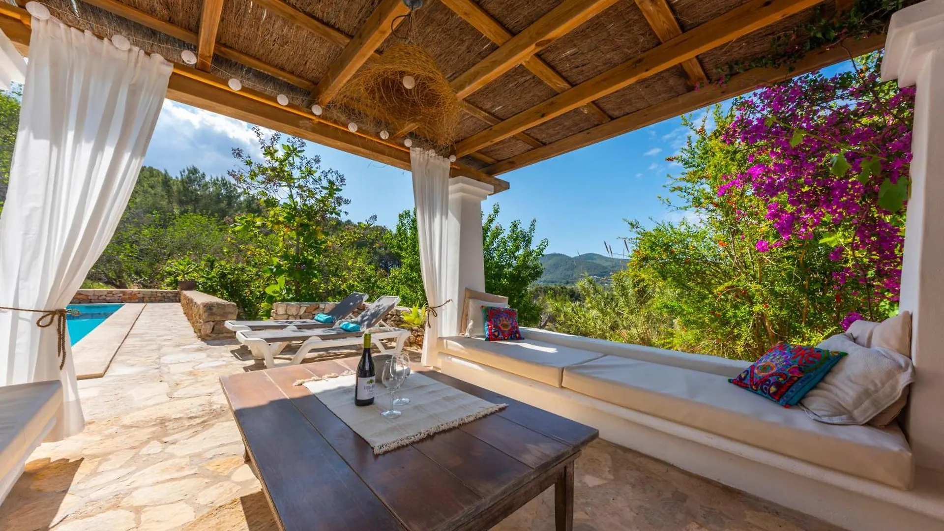 Villa Con Piscina-Zona Muy Tranquila - Privacidad - Sin Turismo Masivo Sant Carles de Peralta